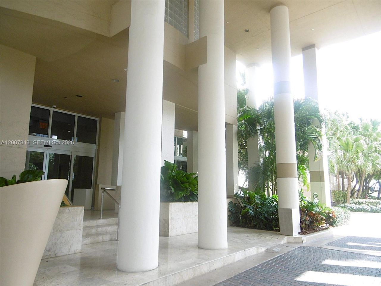 770 Claughton Island Dr, Unit 2011, Miami, FL 33131 Photo