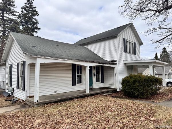 508 W Oak Street , Vassar, MI 48768