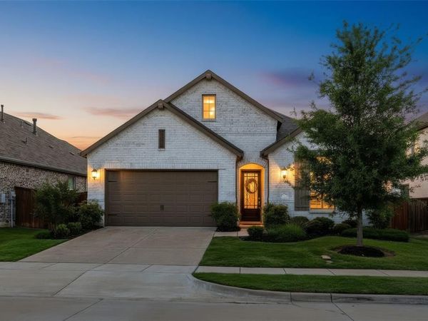 1412 Eclipse Road, Aubrey, TX 76227