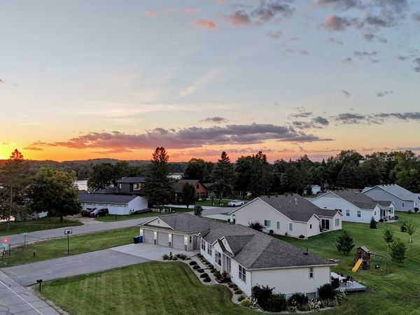 1994 Longview Drive , Detroit Lakes, MN 56501