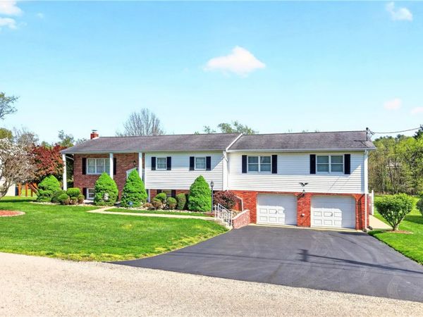 321 Falls Avenue, Connellsville, PA 15425