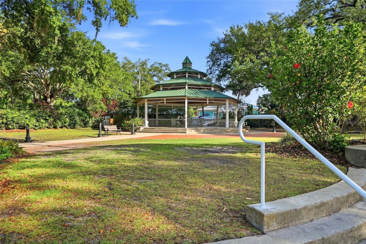 2376 Rajel Avenue, Safety Harbor, FL 34695 Photo