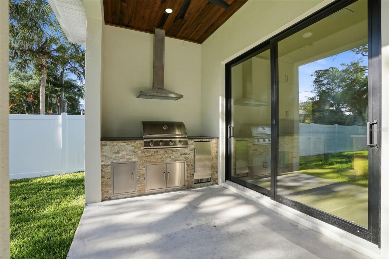 2376 Rajel Avenue, Safety Harbor, FL 34695 Photo