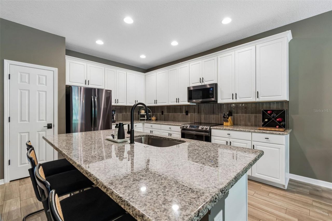 18078 Romanesque Court, Spring Hill, FL 34610 Photo