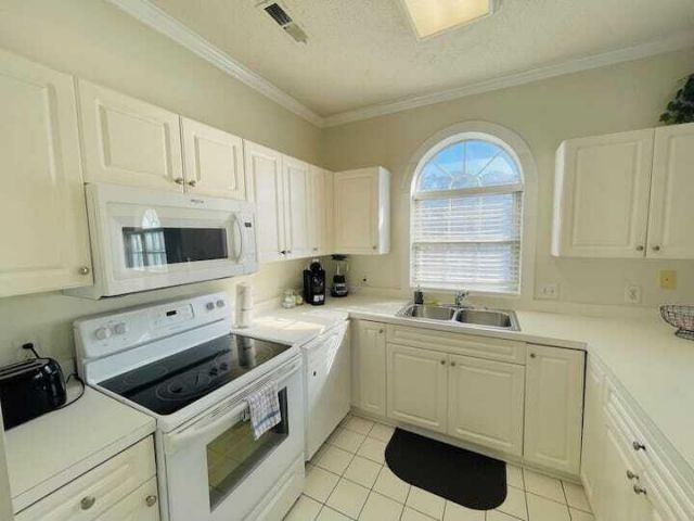 4631 Wild Iris Drive Photo 21