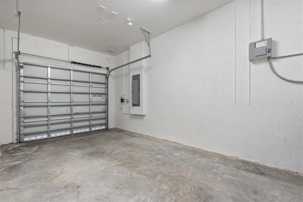 2441 NW 131st Circle, Unit 2441, Miami, FL 33167 Photo