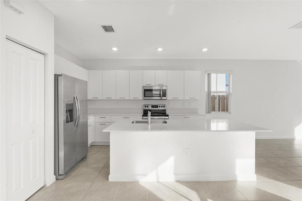 2441 NW 131st Circle, Unit 2441, Miami, FL 33167 Photo