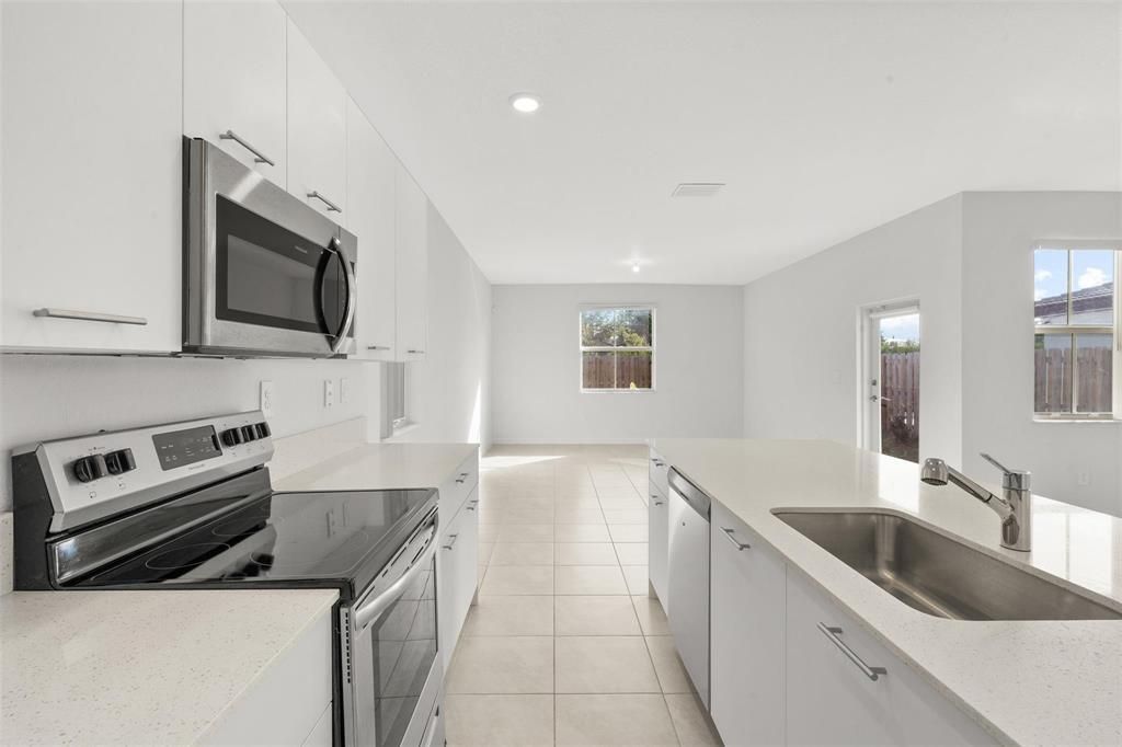 2441 NW 131st Circle, Unit 2441, Miami, FL 33167 Photo