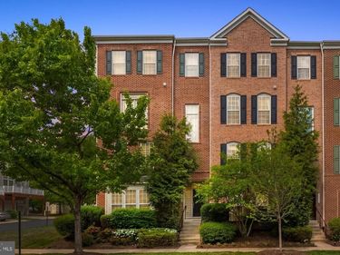 2111 ABBOTTSBURY WAY, WOODBRIDGE, VA 22191