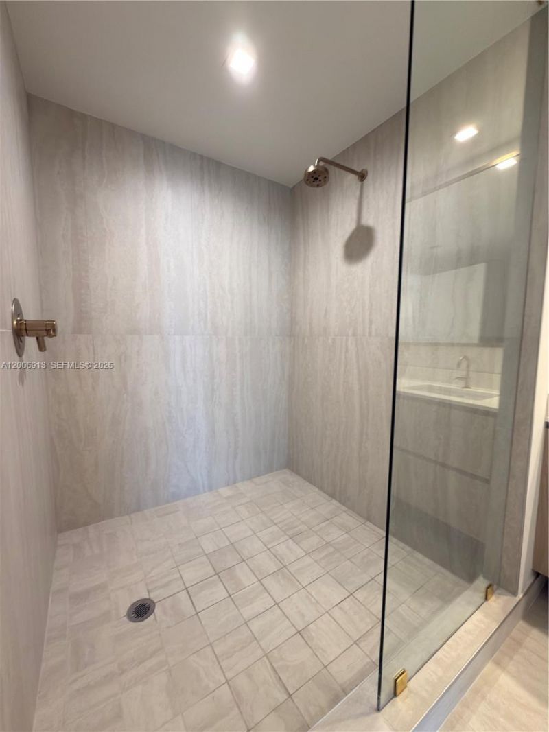 77 SE 5th St, Unit 1602, Miami, FL 33131 Photo