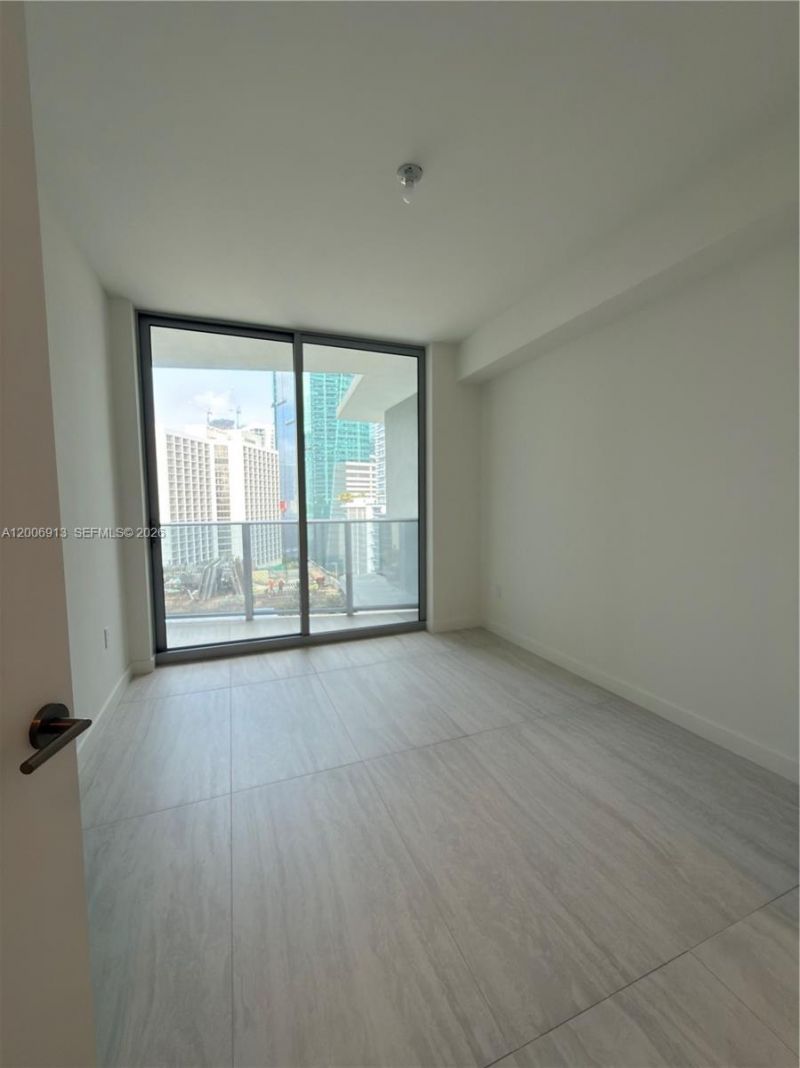 77 SE 5th St, Unit 1602, Miami, FL 33131 Photo