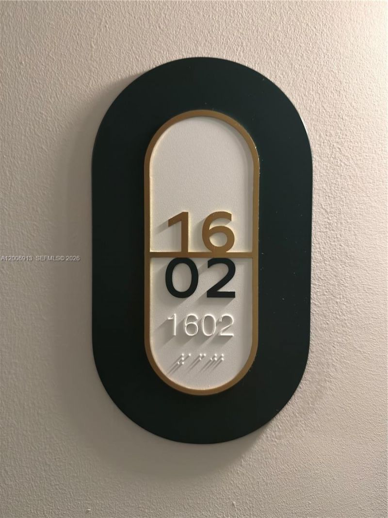 77 SE 5th St, Unit 1602, Miami, FL 33131 Photo