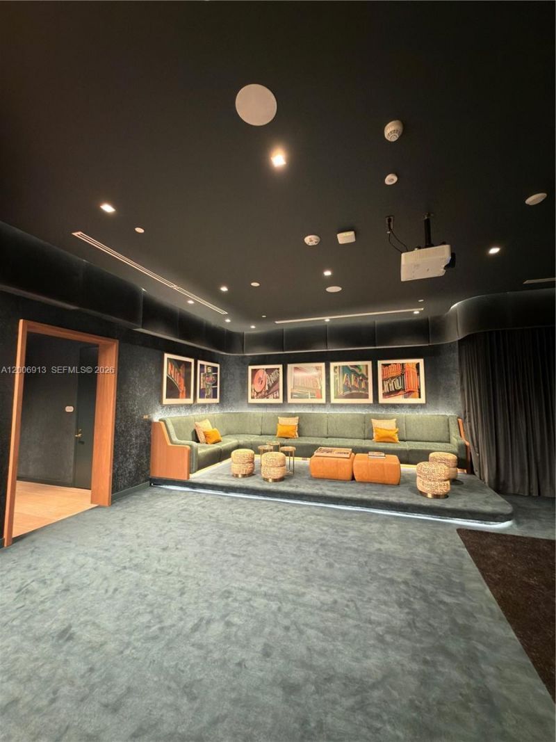 77 SE 5th St, Unit 1602, Miami, FL 33131 Photo