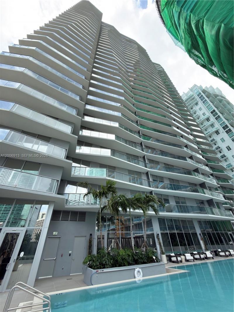 77 SE 5th St, Unit 1602, Miami, FL 33131 Photo