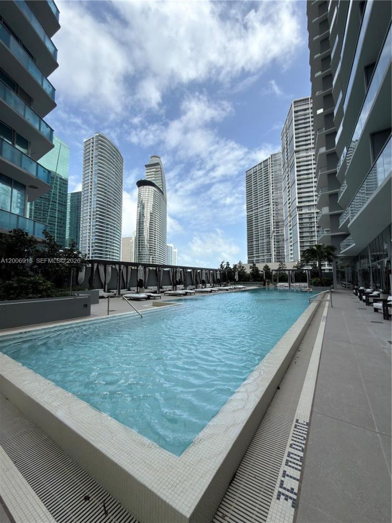 77 SE 5th St, Unit 1602, Miami, FL 33131 Photo