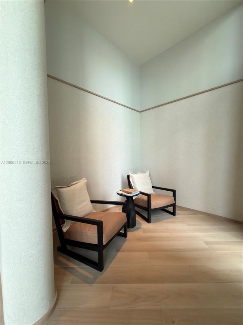 77 SE 5th St, Unit 1602, Miami, FL 33131 Photo