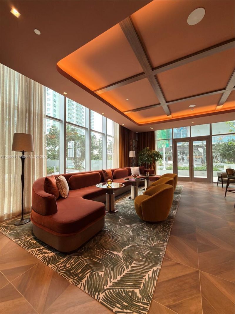77 SE 5th St, Unit 1602, Miami, FL 33131 Photo