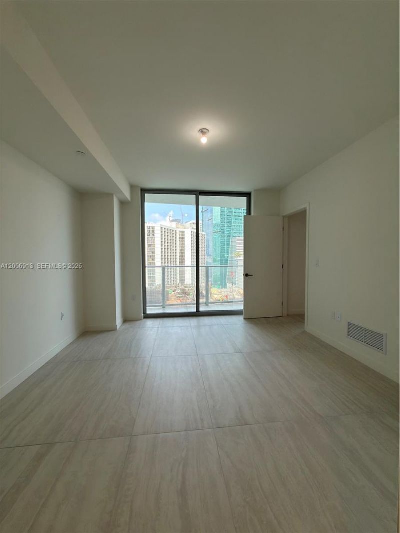 77 SE 5th St, Unit 1602, Miami, FL 33131 Photo