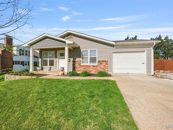 605 Cherry Lane, Warrenton, MO 63383