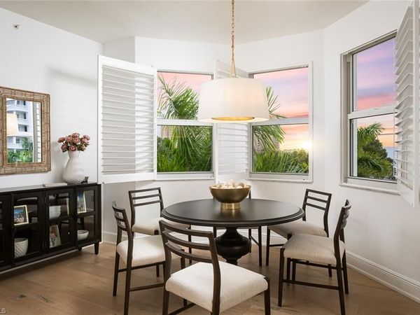 470 Launch CIR, Unit V401, NAPLES, FL 34108