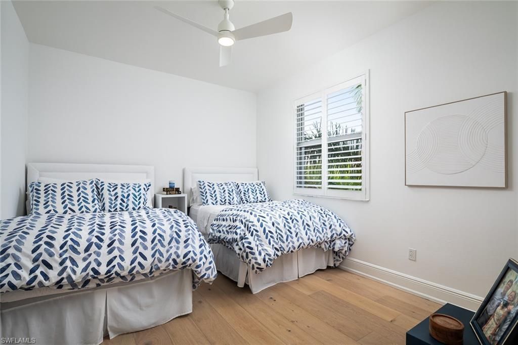 470 Launch Cir, Unit V401, Naples, FL 34108 Photo