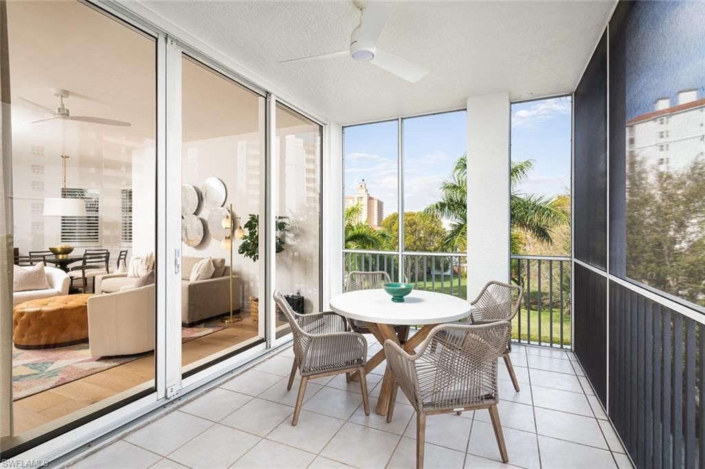 470 Launch Cir, Unit V401, Naples, FL 34108 Photo