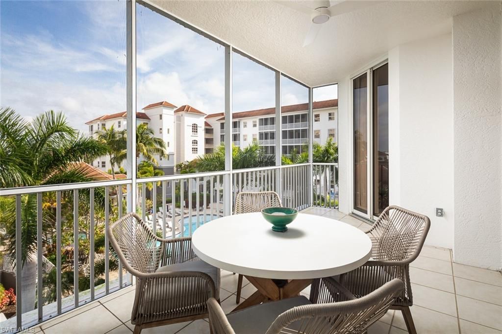 470 Launch Cir, Unit V401, Naples, FL 34108 Photo