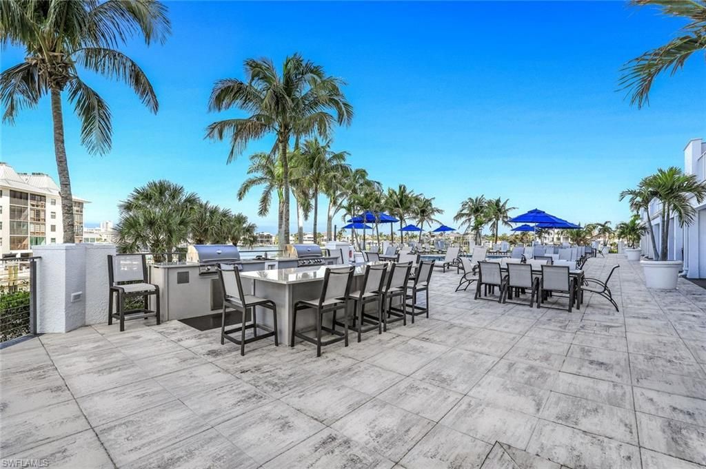 470 Launch Cir, Unit V401, Naples, FL 34108 Photo