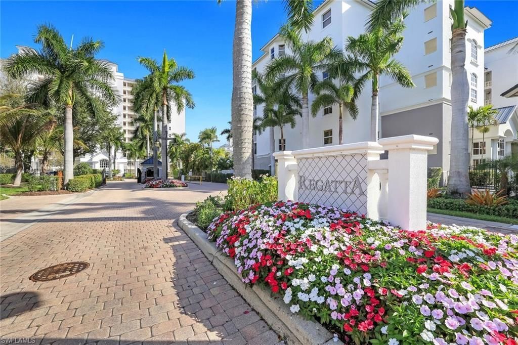 470 Launch Cir, Unit V401, Naples, FL 34108 Photo