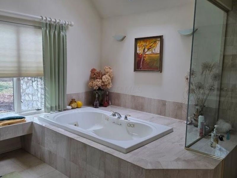 668 Founders Ridge Drive , Columbus, OH 43230 Photo 16