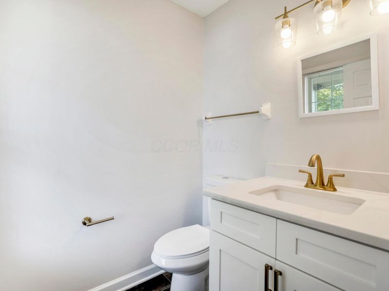 5368 Coral Berry Drive, Columbus, OH 43235 Photo 13