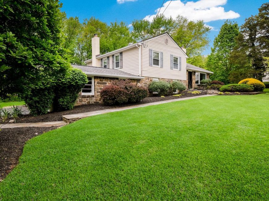 816 Warren Road, Ambler, PA 19002 Main Photo