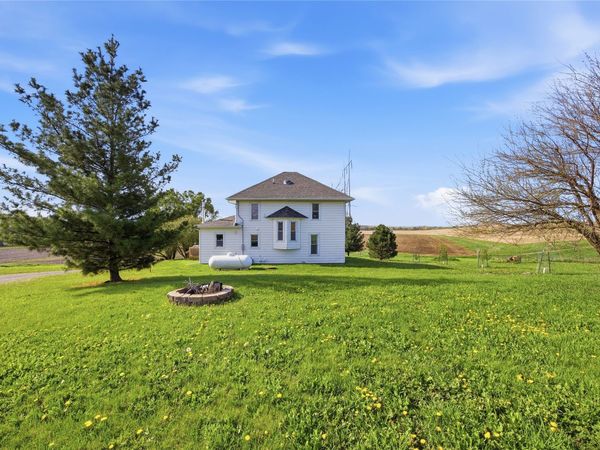 1253 330th Street, Fontanelle, IA 50840