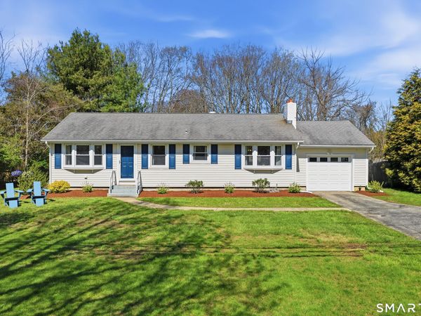 71 Maple, Old Saybrook, CT 06475