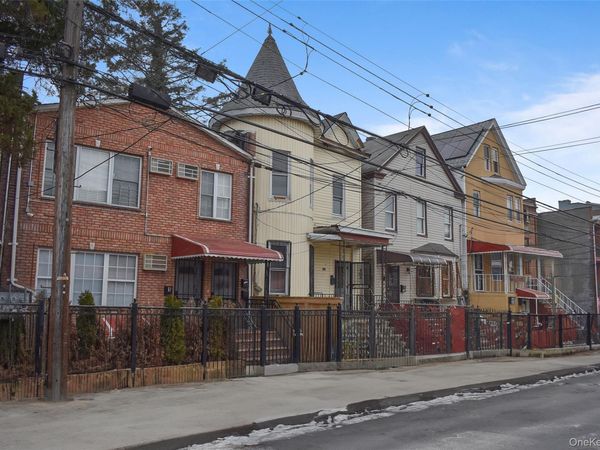 740 E 218th Street , Bronx, NY 10467