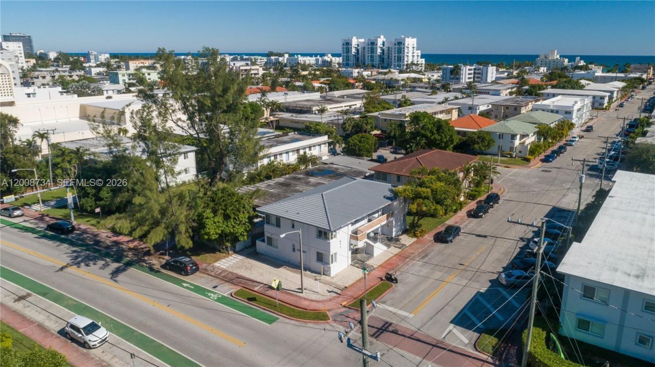 611 74th St , Miami Beach, FL 33141 Photo