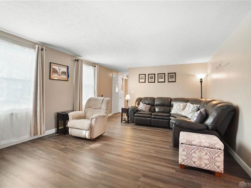 1810 Carlyle Drive, Piqua, OH 45356 Photo 10