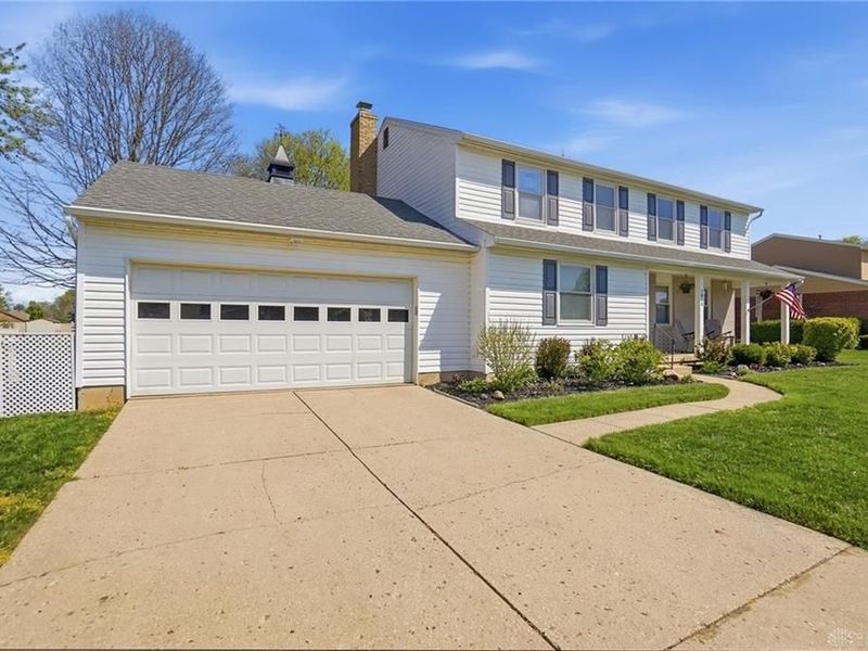 1810 Carlyle Drive, Piqua, OH 45356 Photo 2