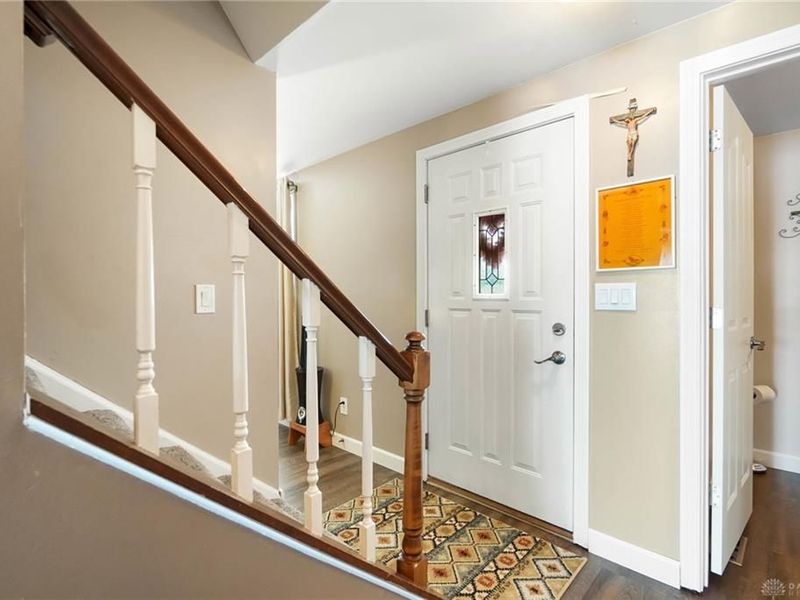 1810 Carlyle Drive, Piqua, OH 45356 Photo 6