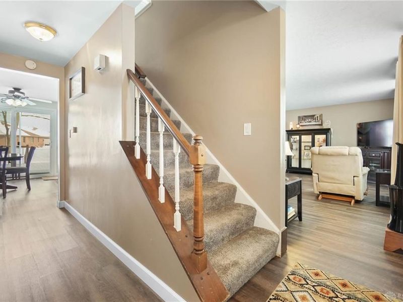 1810 Carlyle Drive, Piqua, OH 45356 Photo 7