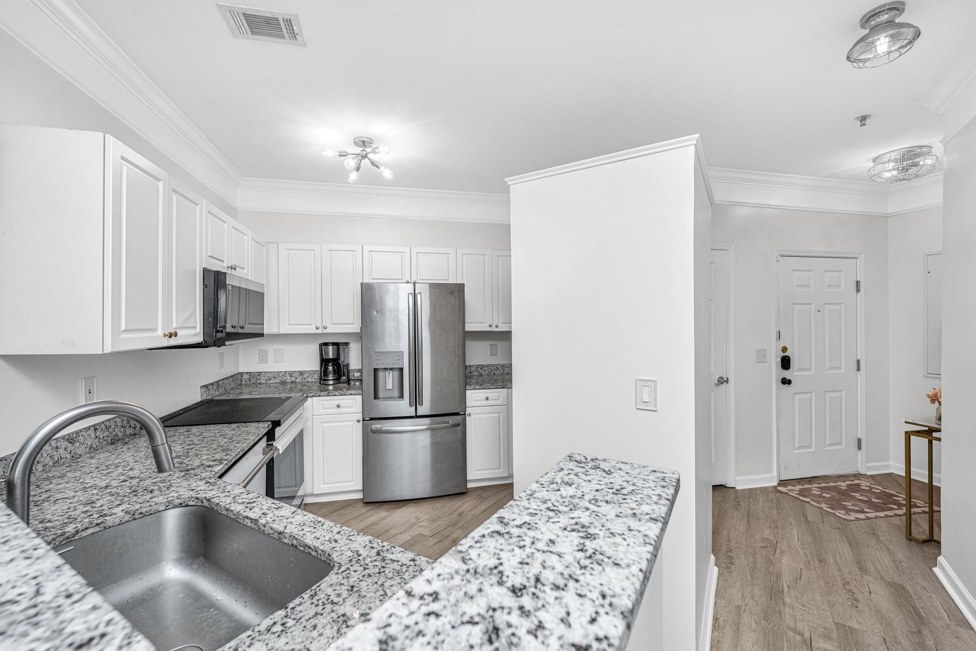 1216 Telfair Way Photo 7