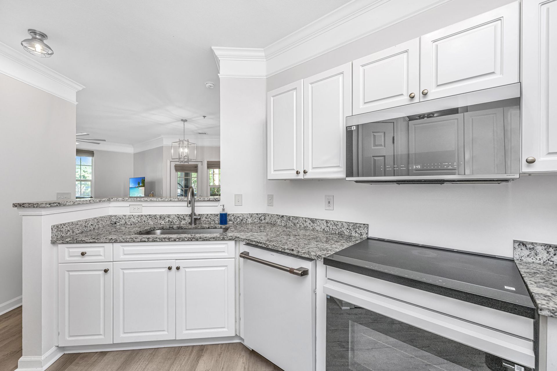 1216 Telfair Way Photo 9