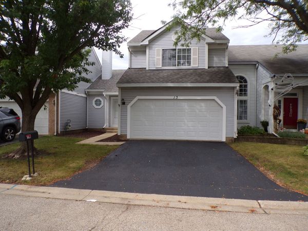 13 Redbud Court , Lake In The Hills, IL 60156