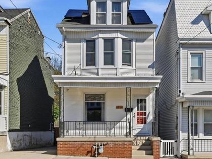 1758 W END AVENUE Pottsville, PA 17901