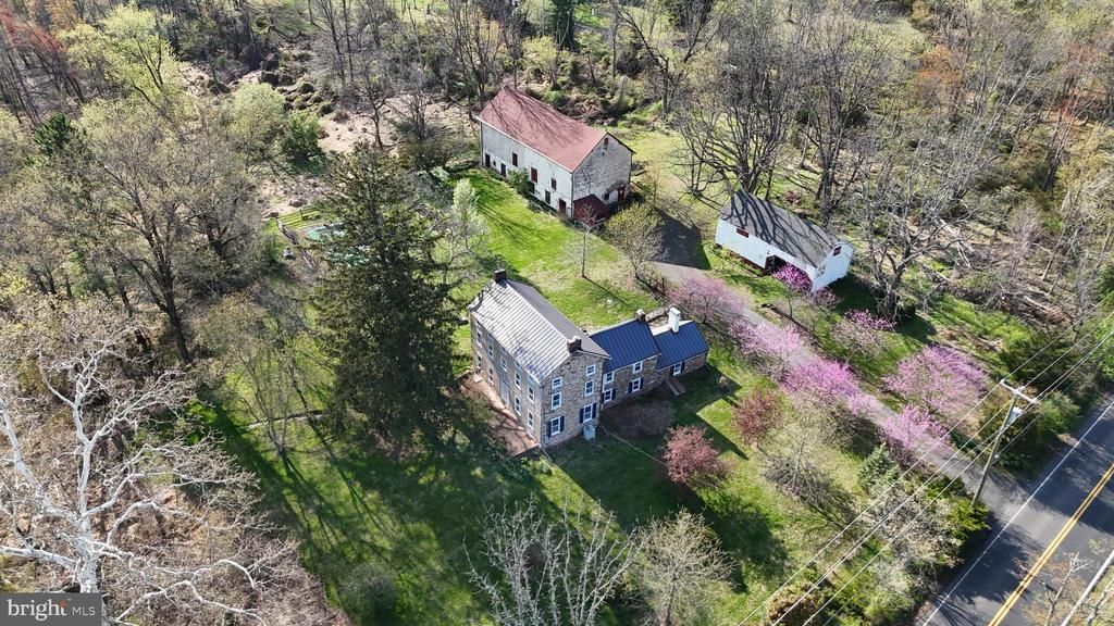 345 PARK AVENUE, CHALFONT, PA 18914