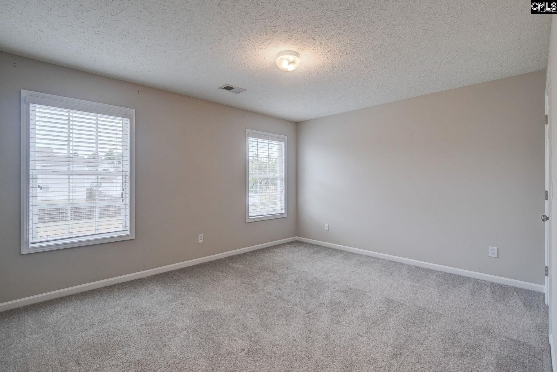 1509 Legion Drive Photo 41