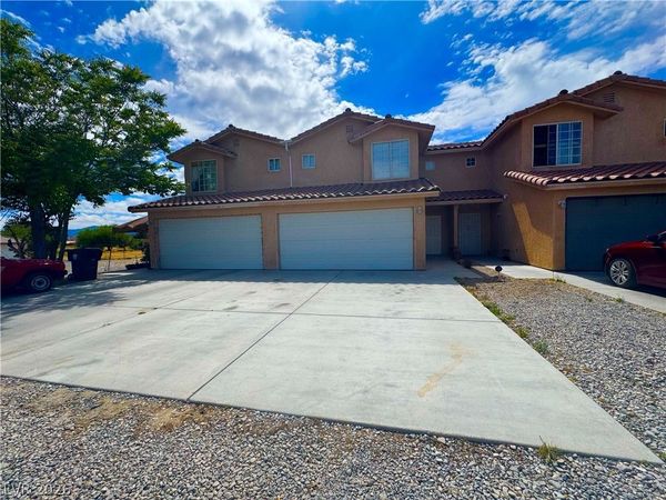 1040 Pahrump Valley Boulevard , Unit 3, Pahrump, NV 89048