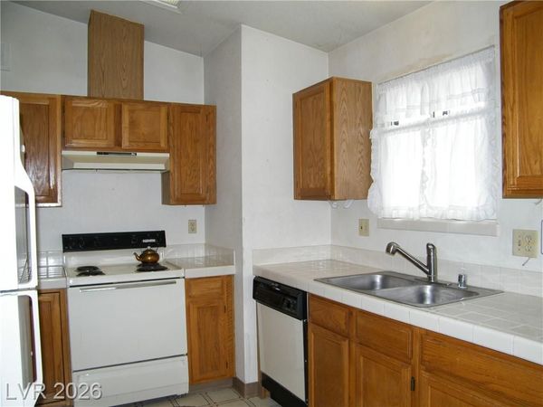 1010 75th East Street, Ely, NV 89301