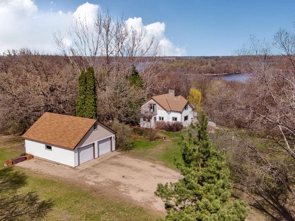 12951 Daisy Lane SW, Farwell, MN 56327