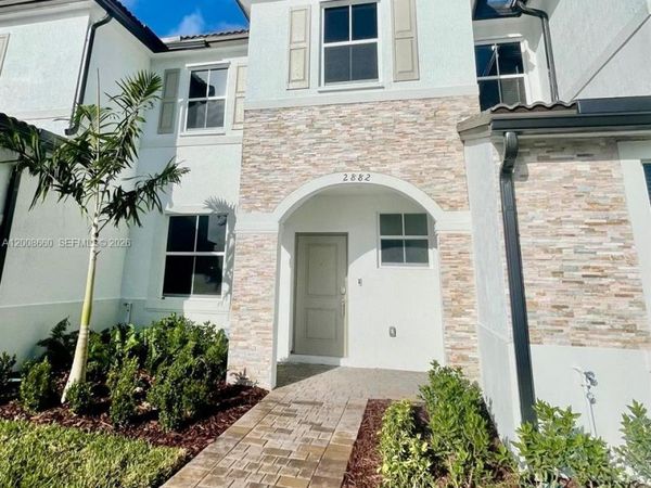 2882 SE 26th Terrace, Homestead, FL 33035